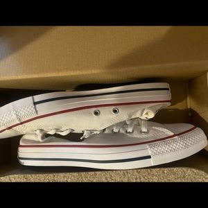NEW low rise converse